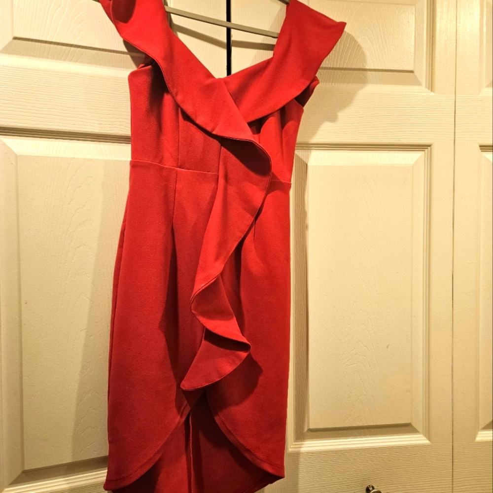 Dress - Picture 3 of 5